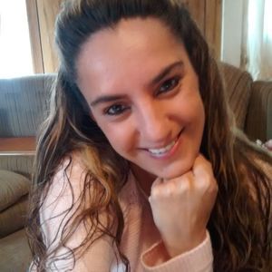 Meet your Posher, Cynthia